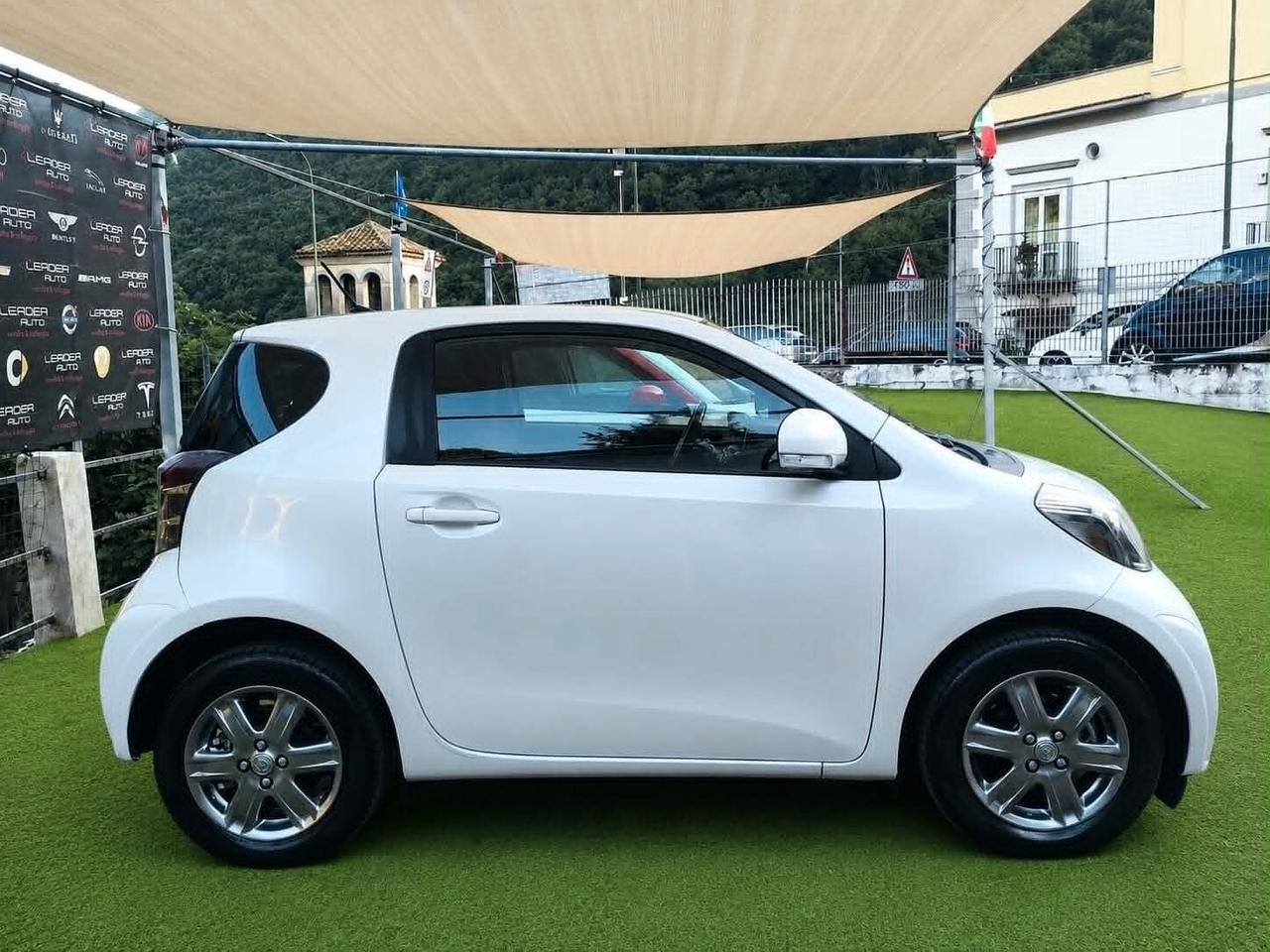 Toyota iQ 1.0