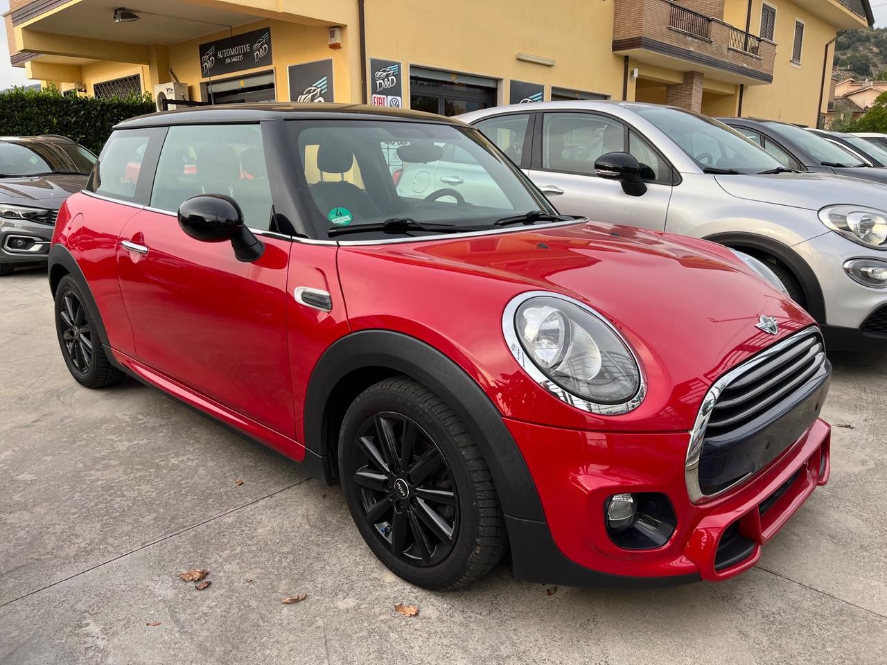 Mini 1.5 Benzina John Cooper Works allestimento