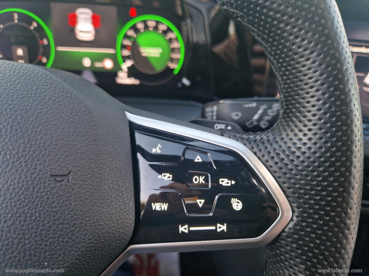 VOLKSWAGEN Golf 2.0 TDI 150 CV DSG R-Line