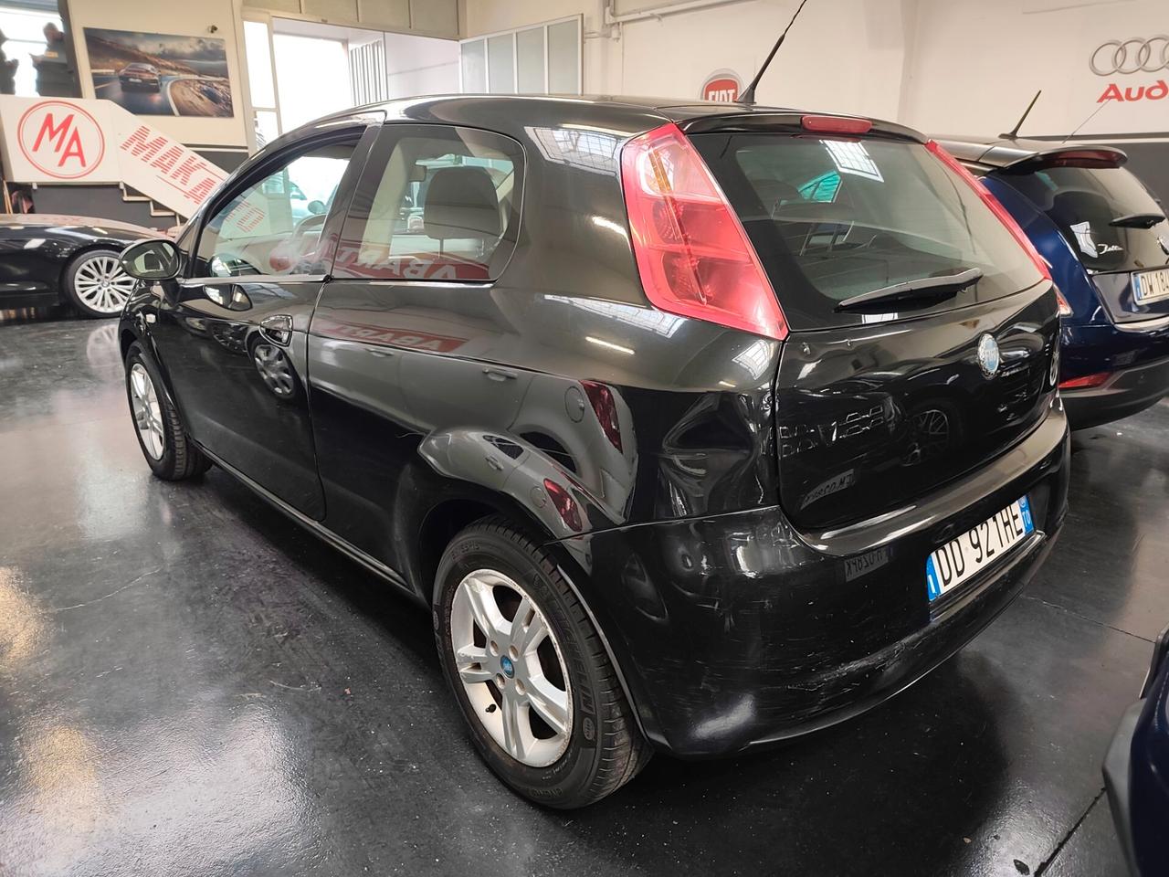 Fiat Grande Punto 1.3 MJT 90 CV 3 porte Emotion