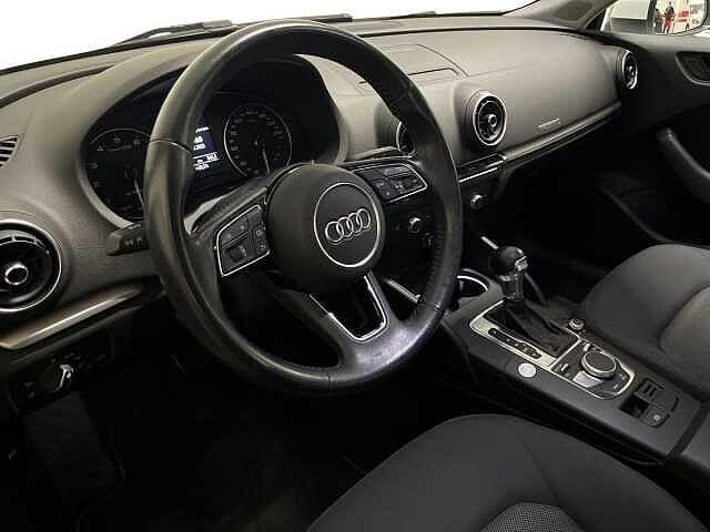 Audi A3 SPB 30 g-tron S tronic Business