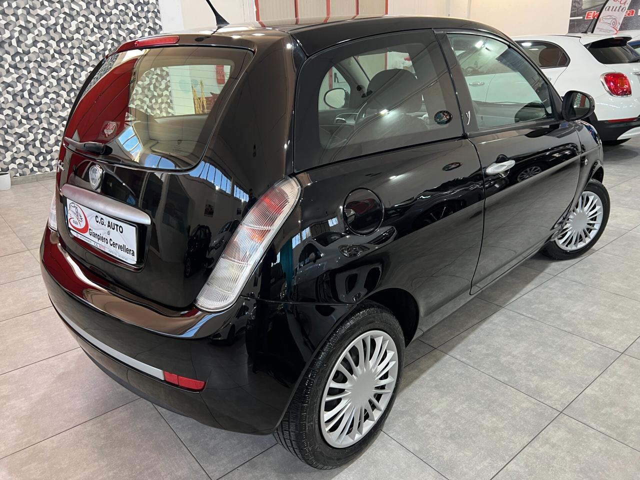 Lancia Ypsilon 1.2 60 CV - ELLE - 2010