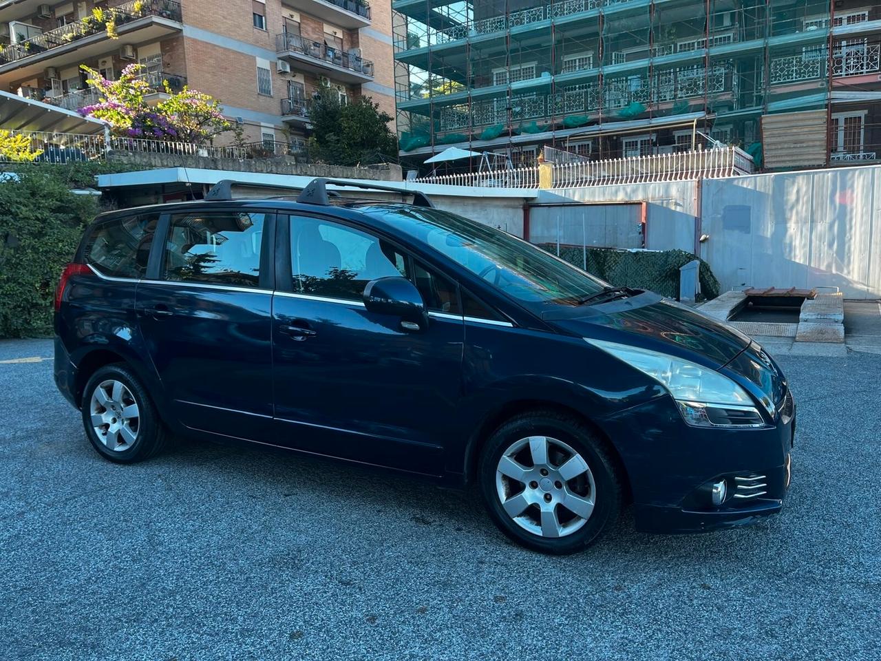 Peugeot 5008 1.6 HDi 112CV Business