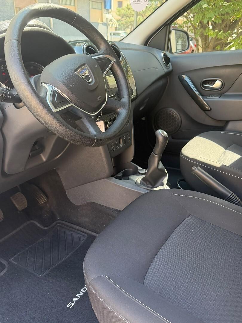Dacia Sandero 9.200km unico proprietario