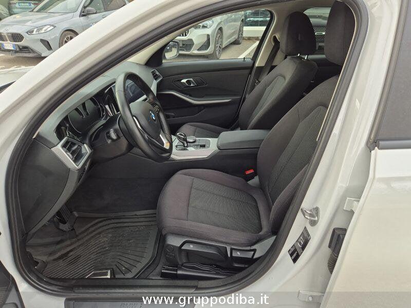 BMW Serie 3 G21 2019 Touring Diese 318d Touring Business Advantage auto