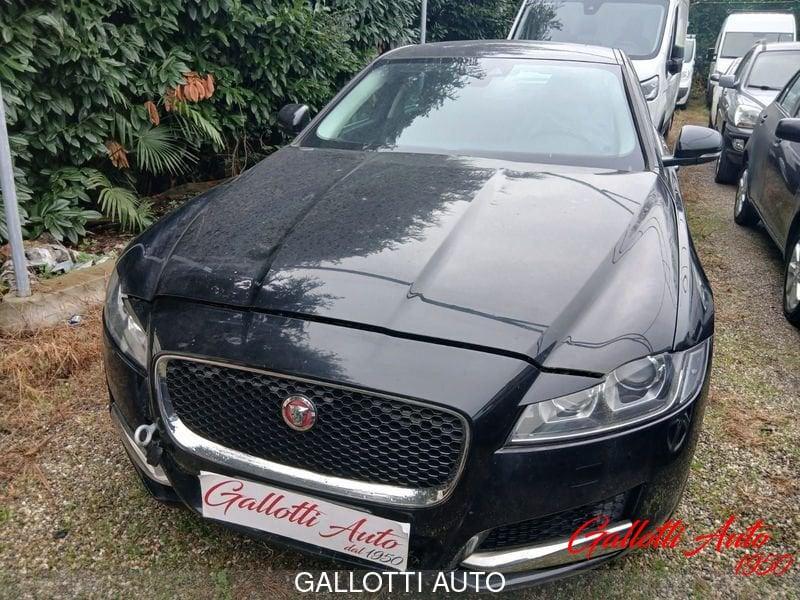 Jaguar XF XF 2.0 D 180 CV aut.-MOTORE DA RIFARE