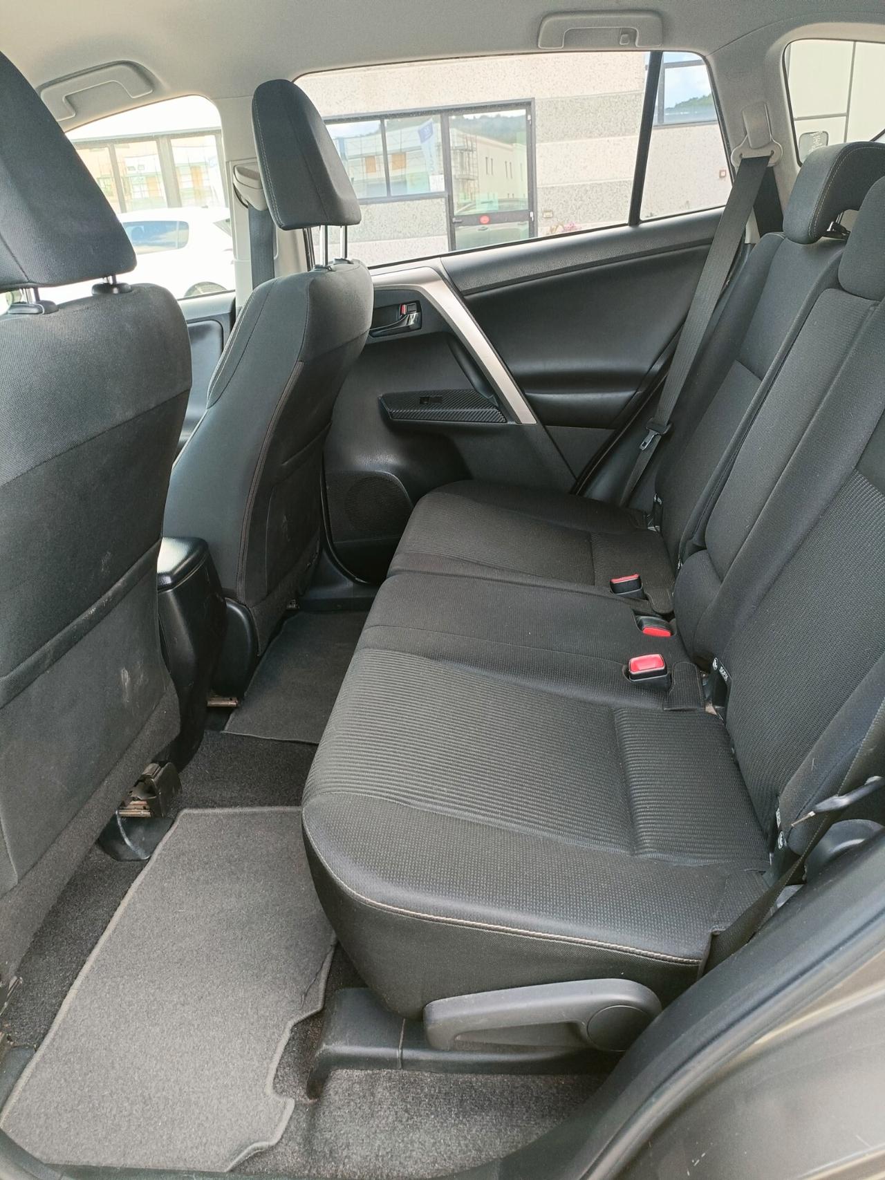 Toyota RAV 4 RAV4 2.0 D-4D 2WD