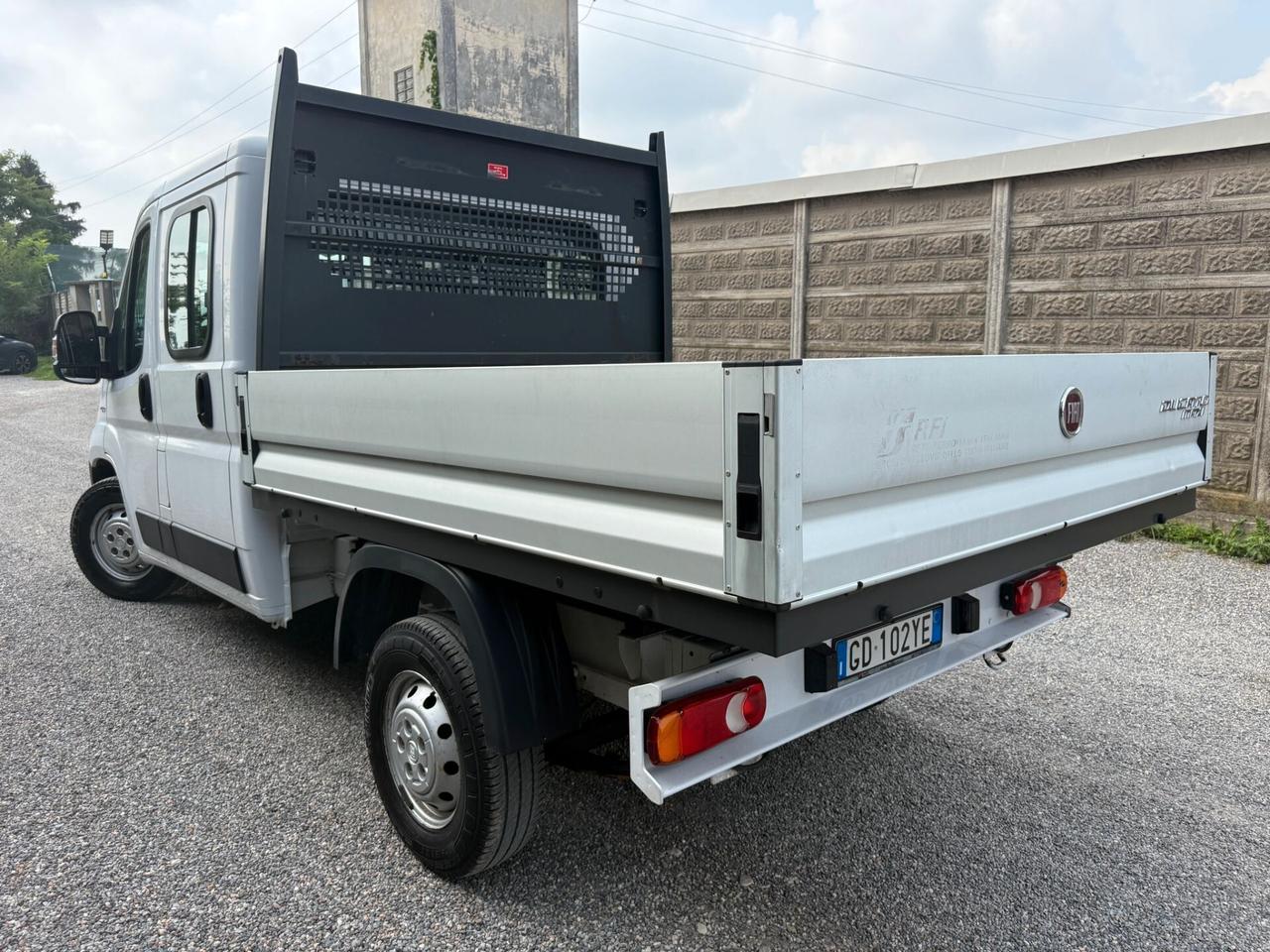 Fiat Ducato 35 2.3 MJT 140CV PL Cabinato