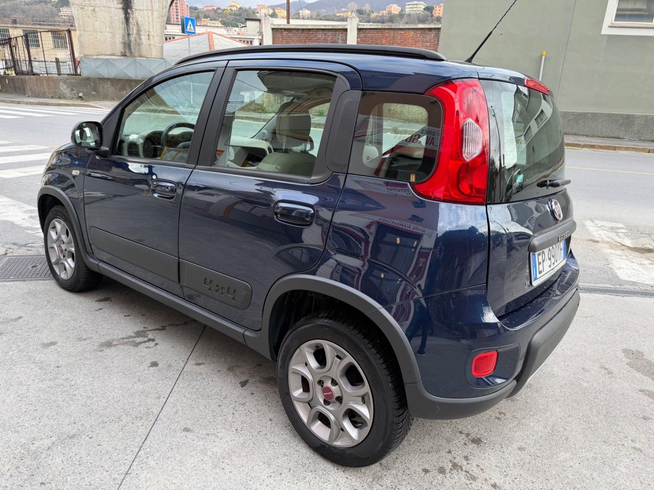FIAT PANDA 900 LOUNGE 4X4 NEOPATENTATI KM 63 MILA !!!