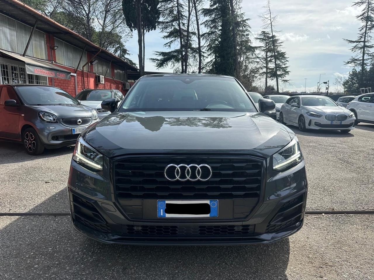 Audi Q2 30 TDI S tronic line Edition exterior fari led *promo*