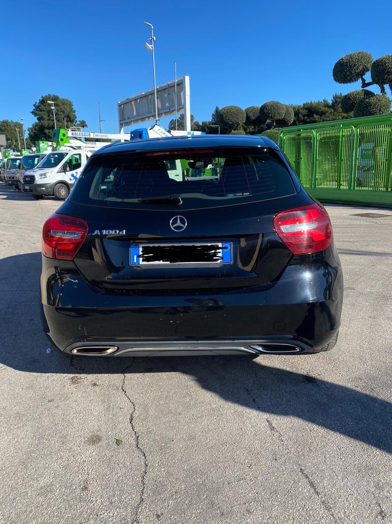 Mercedes-benz A 180 A 180 d Premium