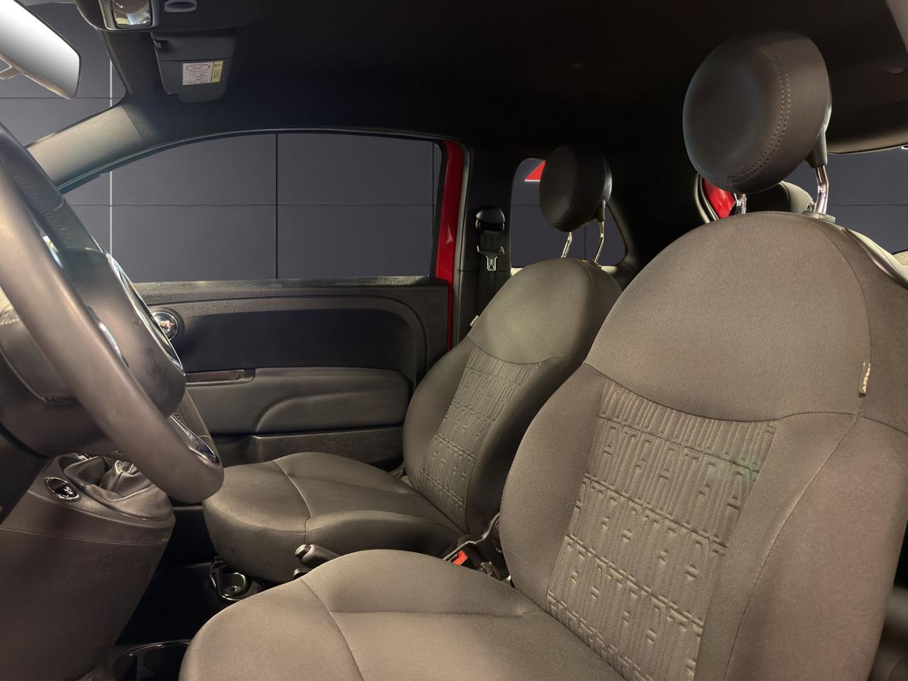 Fiat 500 1.0 hybrid (Red) 70cv