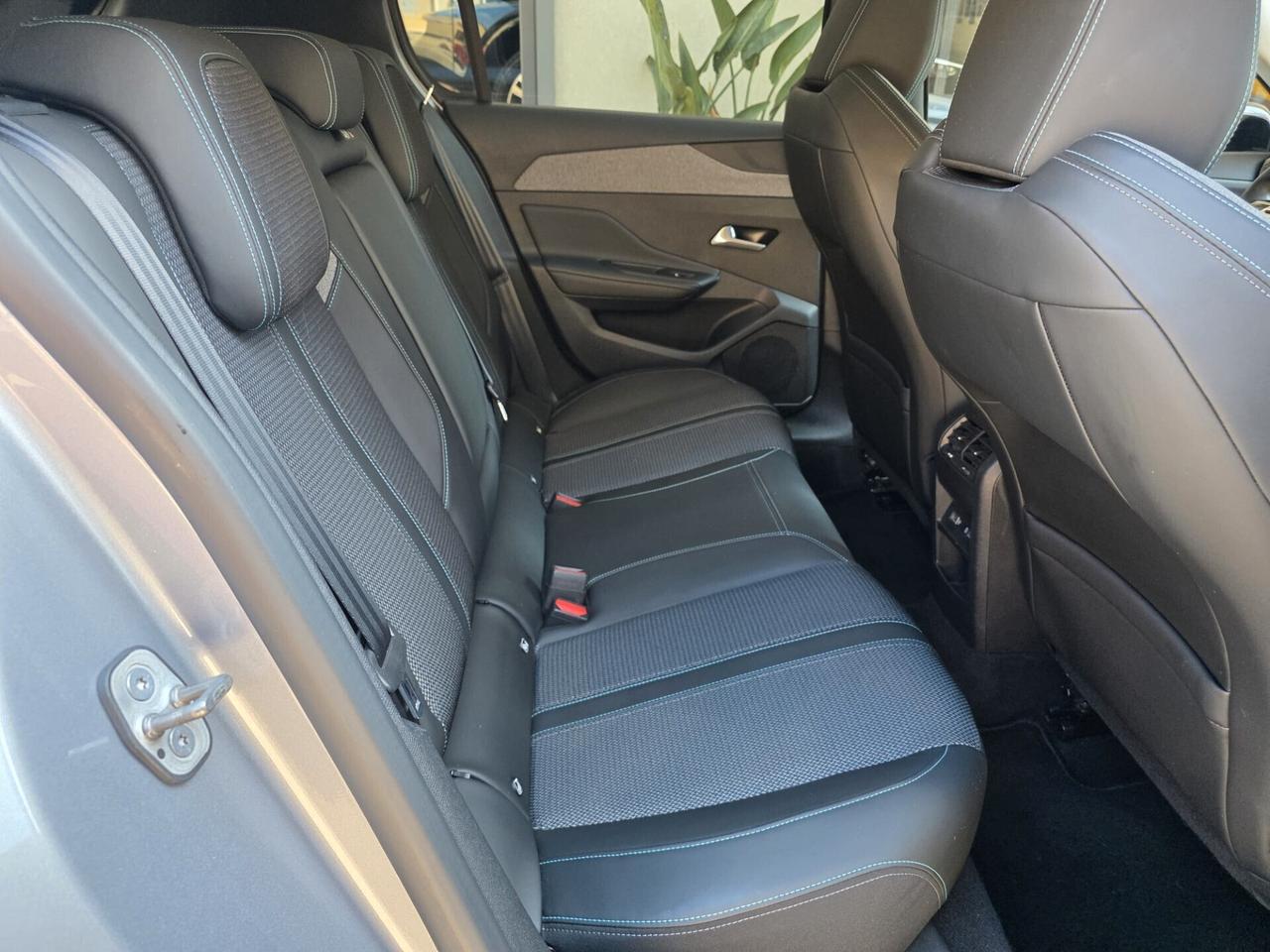 Peugeot 308 BlueHDi 130 EAT8 Allure+Lici Led+Cerchi 18+Retrocamera...