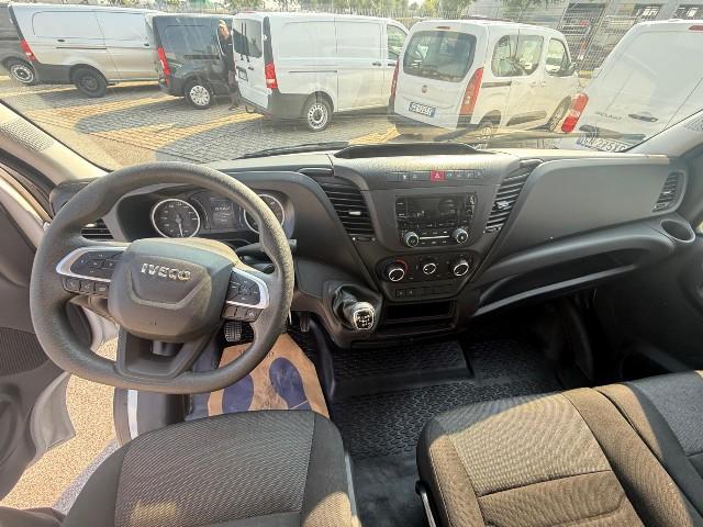 IVECO DAILY 35C14H BOX + SPONDA