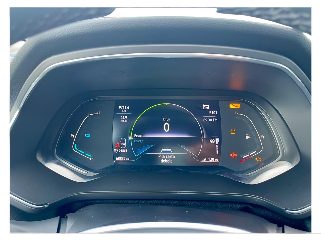 RENAULT Captur 1.6 E-Tech hybrid Intens 145cv auto