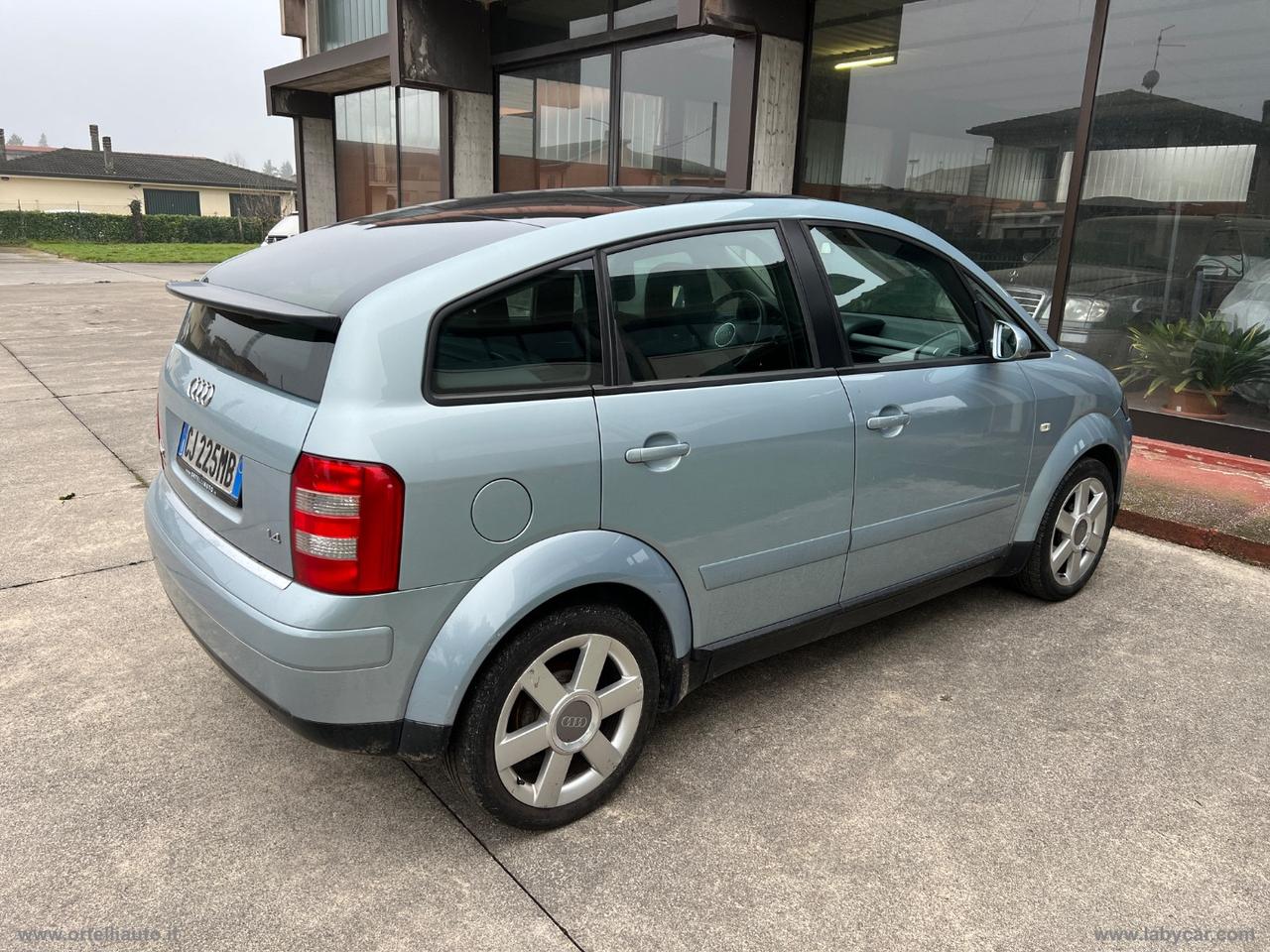 AUDI A2 1.4 16V Comfort