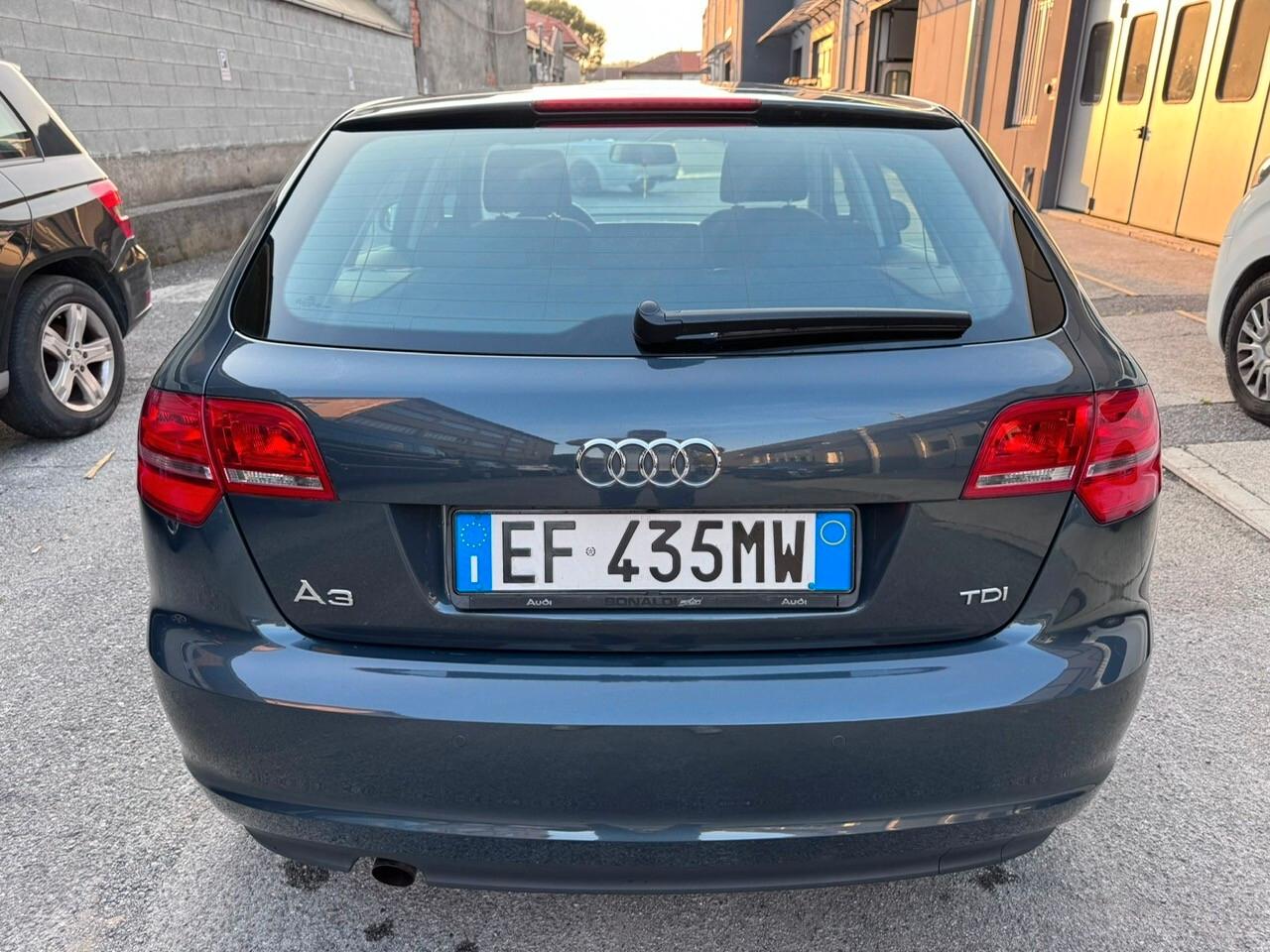Audi A3 SPB 1.6 TDI 105 CV CR Ambition