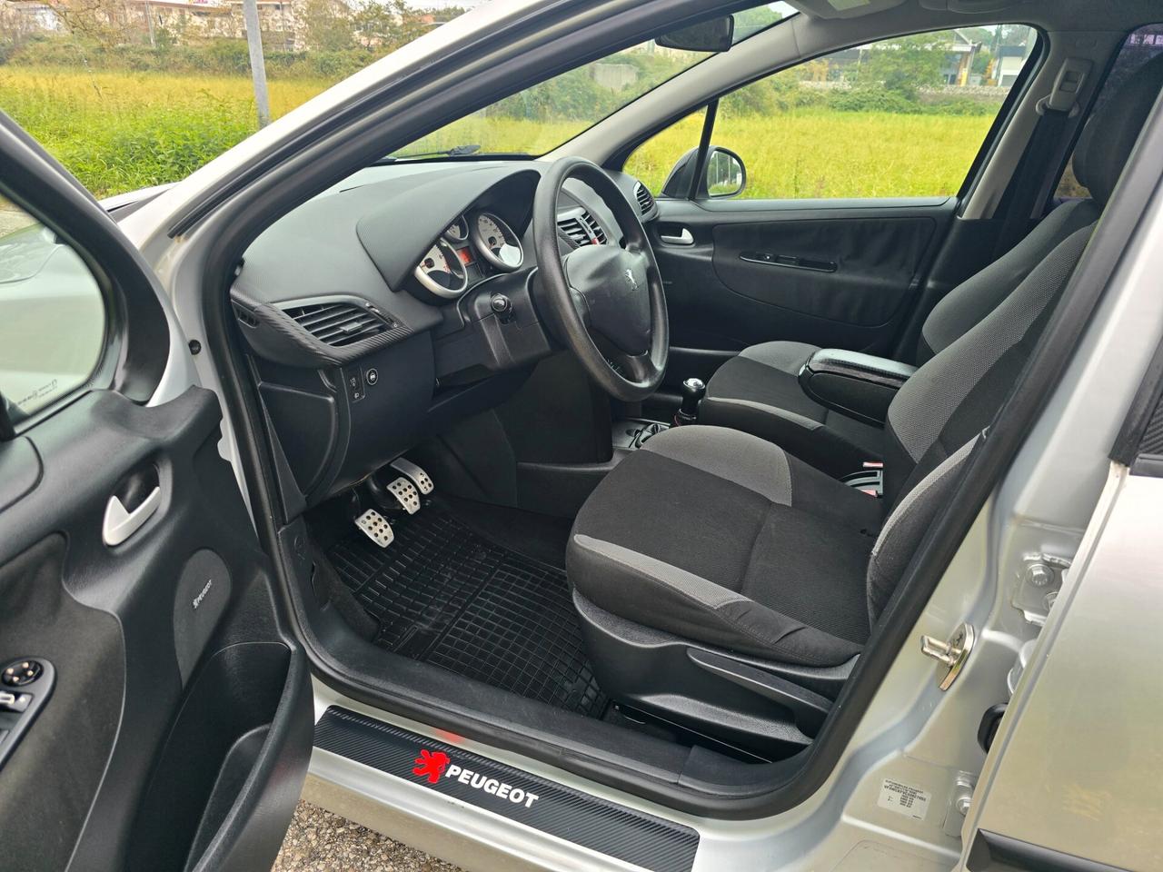 Peugeot 207 1.4 GPL con GARANZIA- NEOPATENTATI