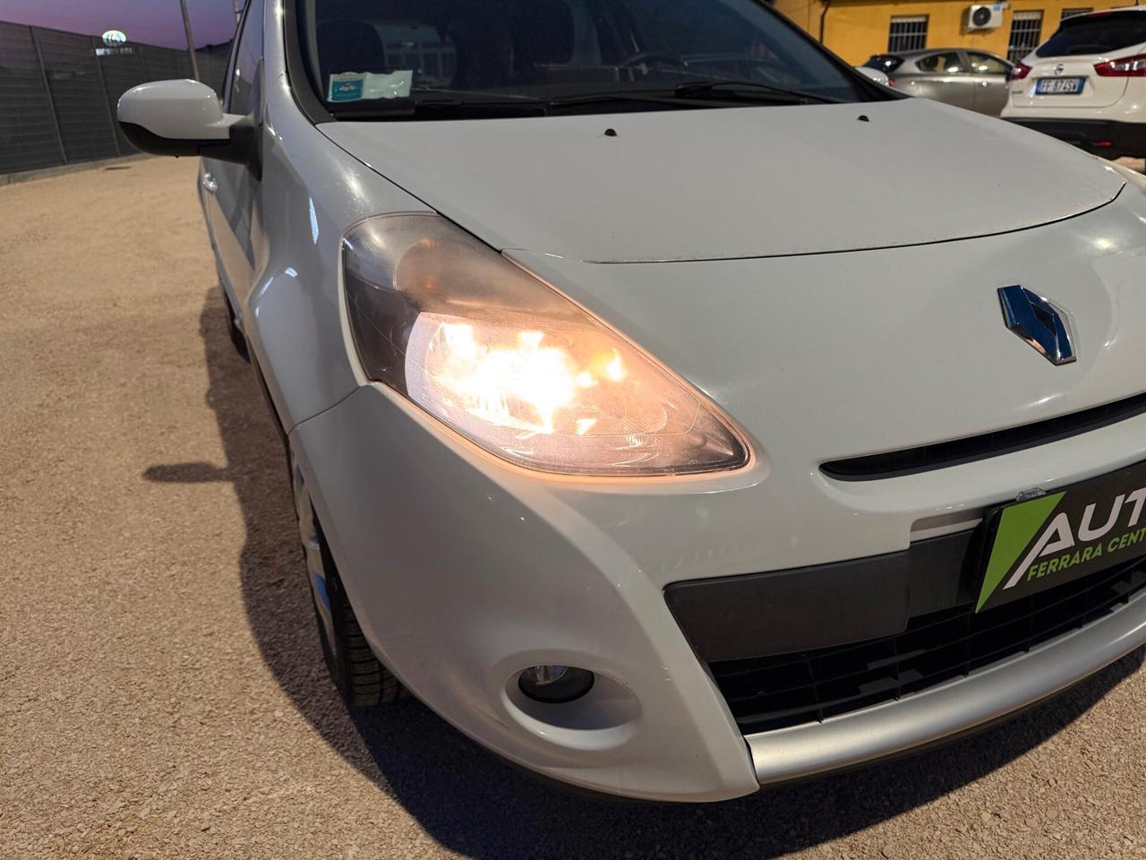 Renault Clio 1.2 16V TCE 105CV SporTour Live!