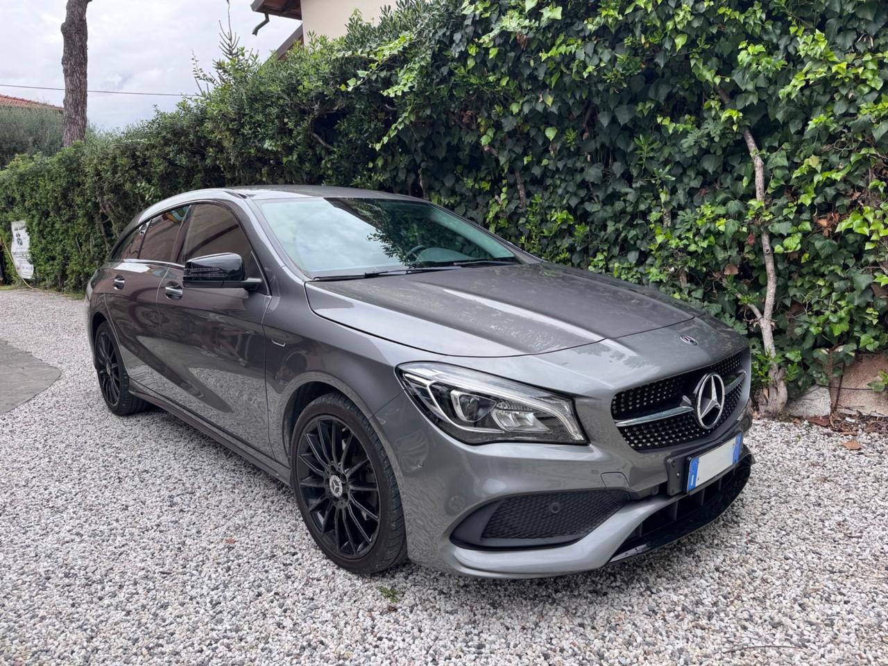 Mercedes-benz CLA 180 Cla 180 S.Brake Premium night edition