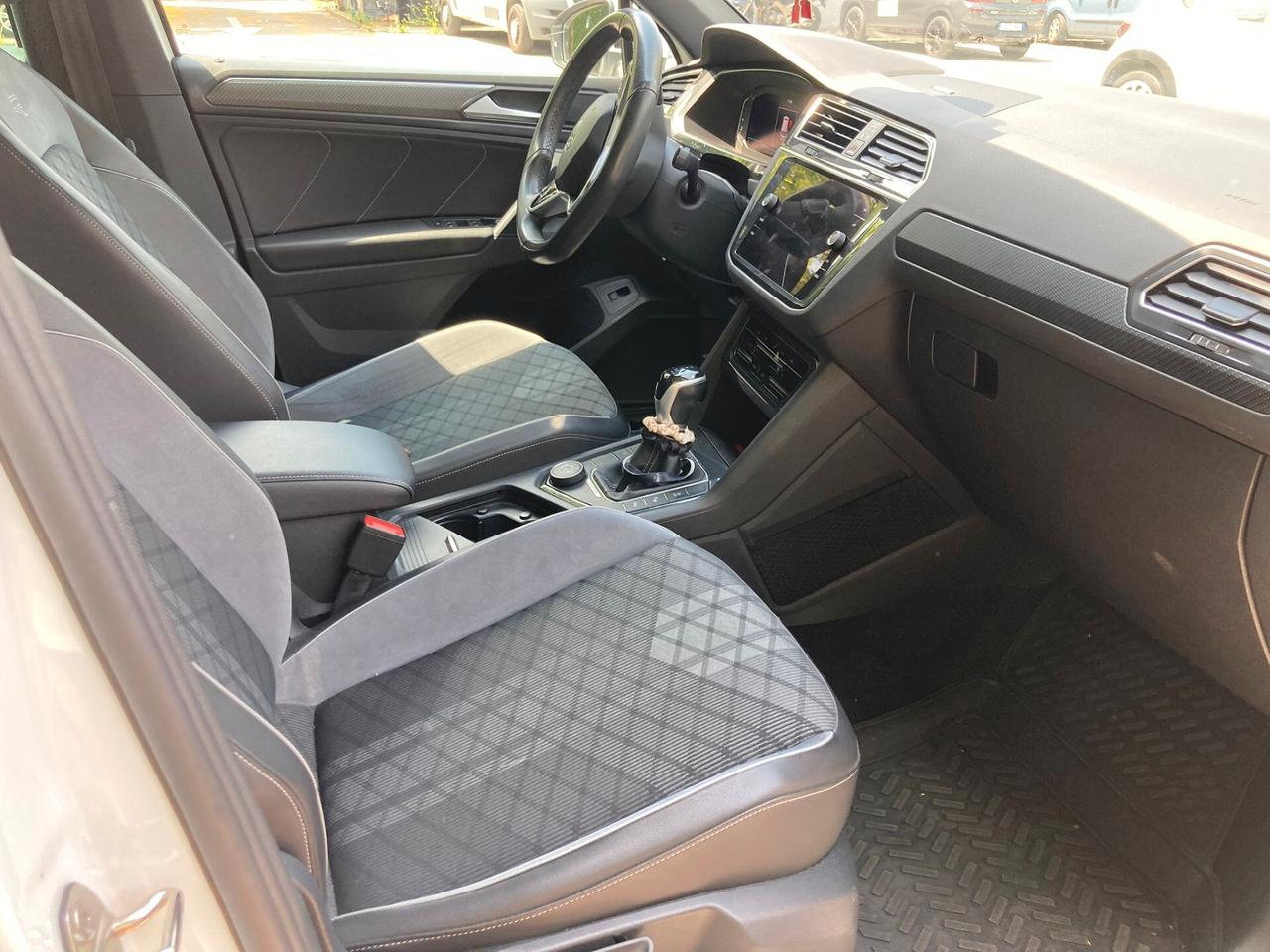 Volkswagen Tiguan 2.0 TDI 150 CV SCR DSG 4MOTION R-Line