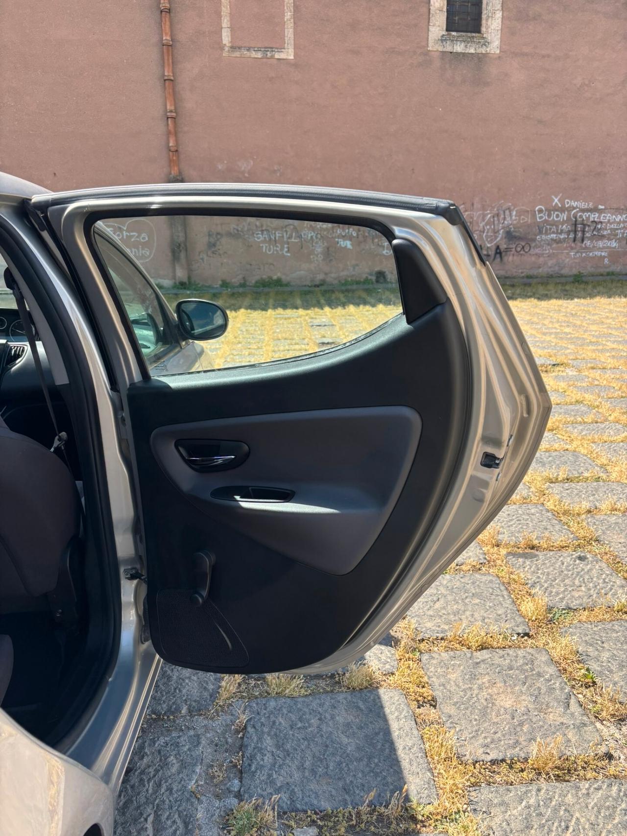 Lancia Ypsilon 1.2 Gold
