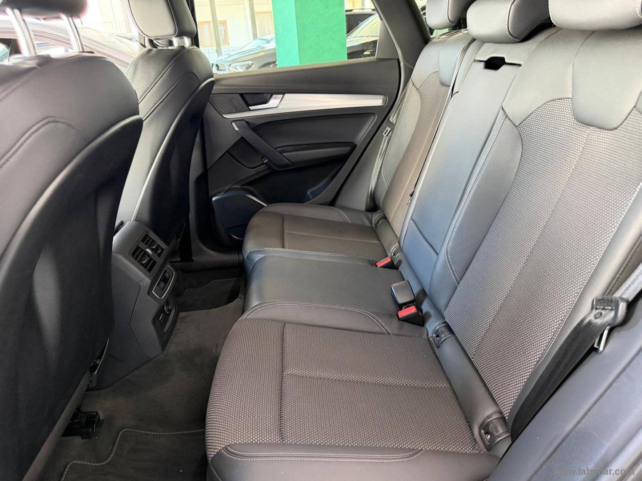 AUDI Q5 40 TDI 204CV qu. S tr. S line