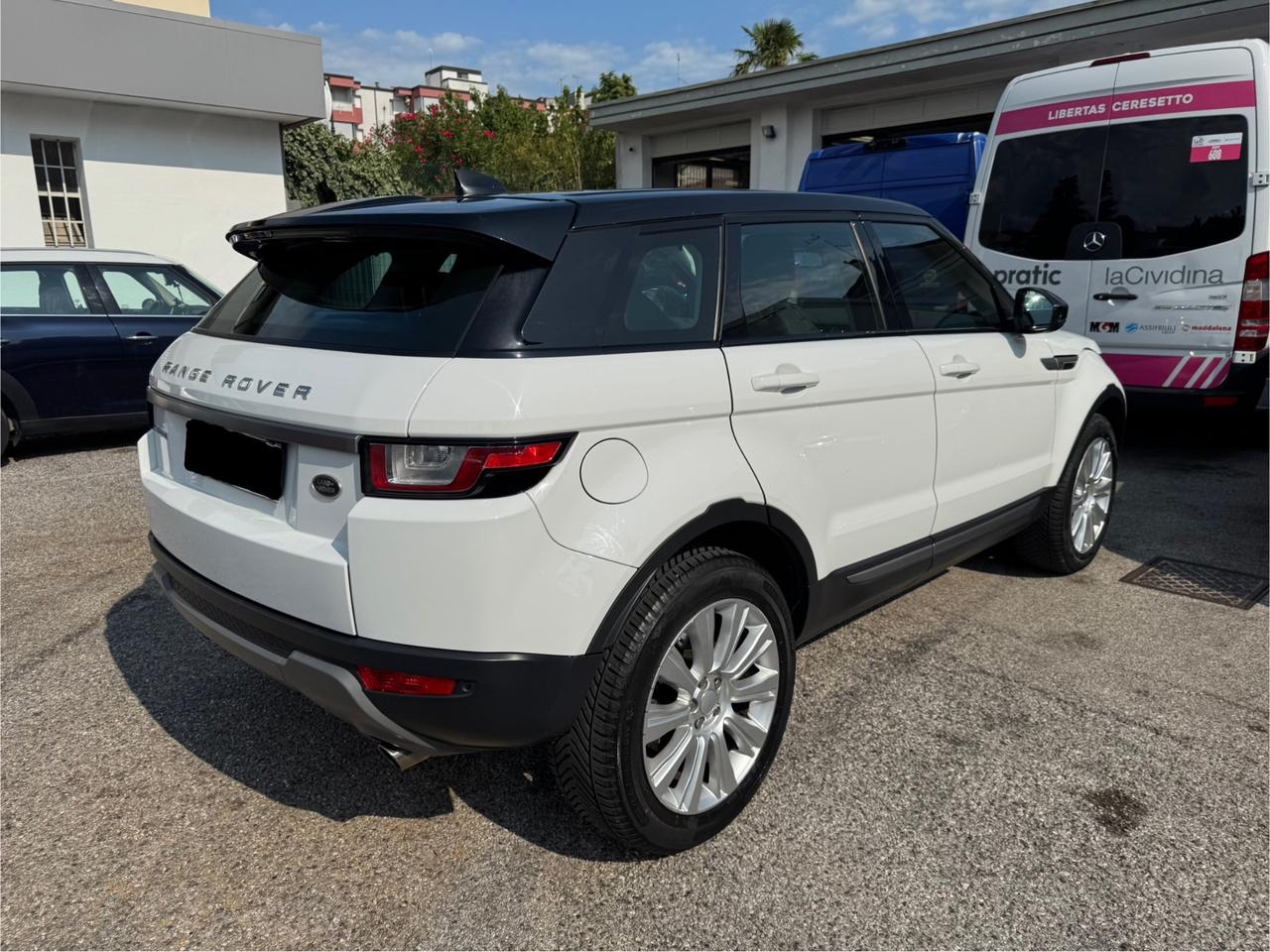 Land Rover Range Evoque 2.0 eD4 5p. SE Dynamic
