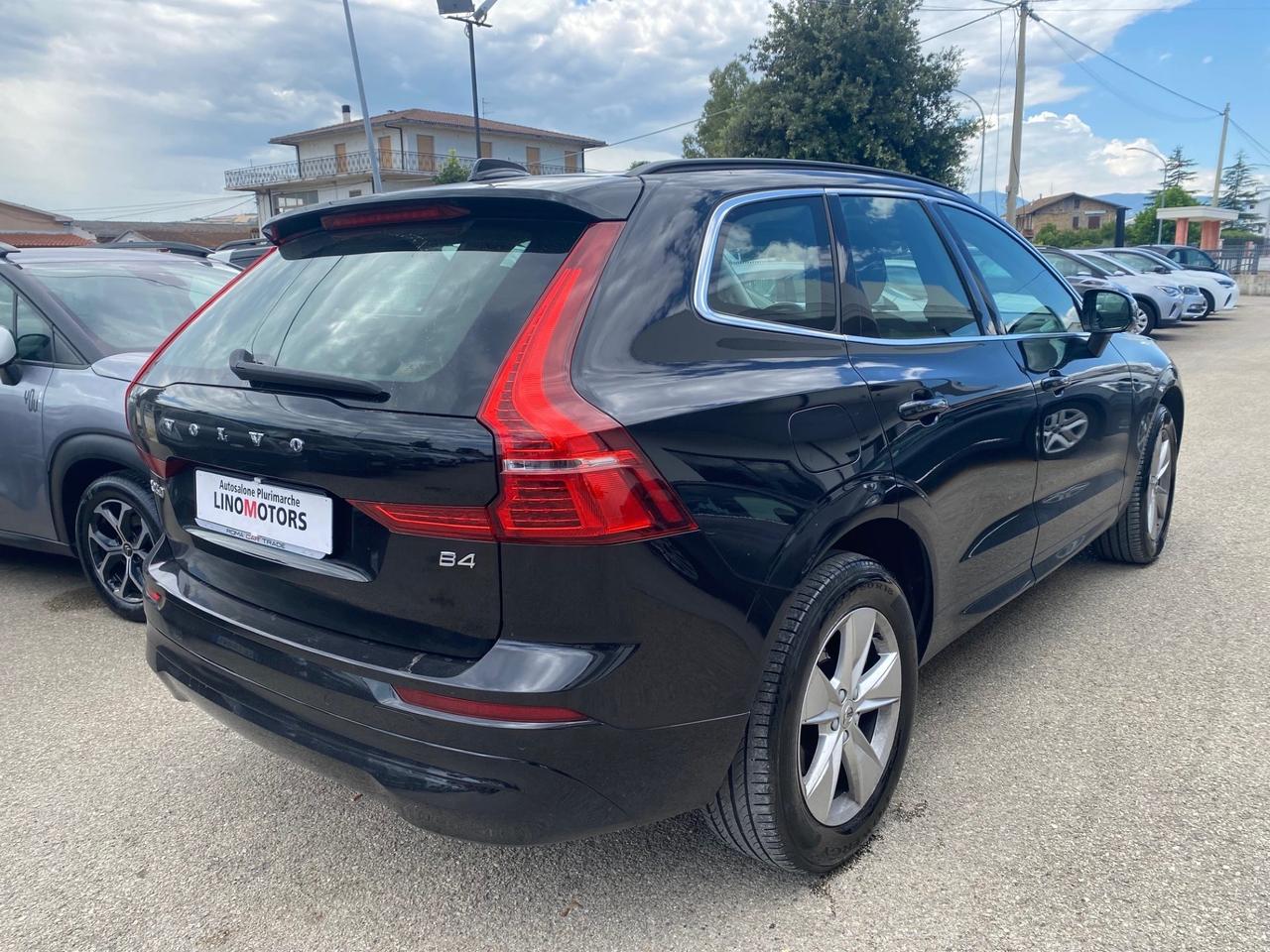 Volvo XC 60 B4 (d) Geartronic Momentum Pro 197cv