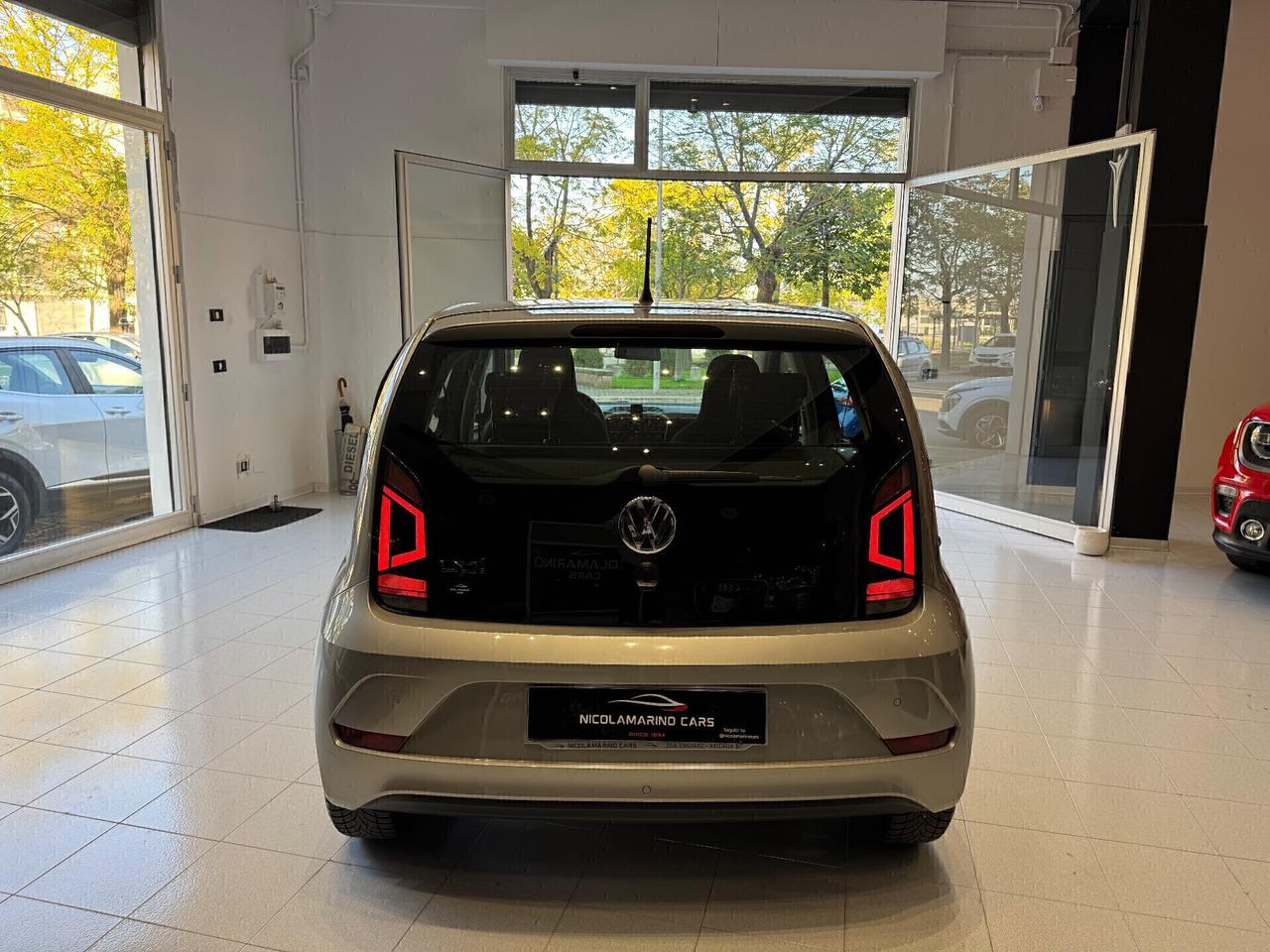 Volkswagen up! 1.0 5p. move “62.000KM”