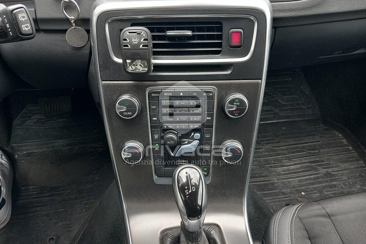 VOLVO V60 D4 Geartronic Business