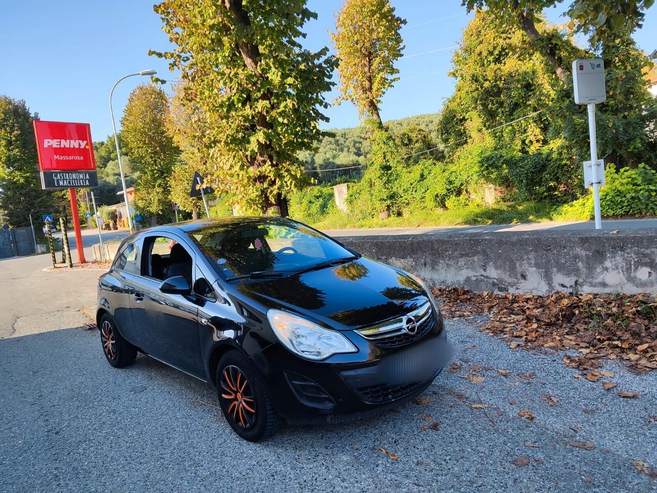 Opel Corsa 1.2Benzina Neopatentati - 2012