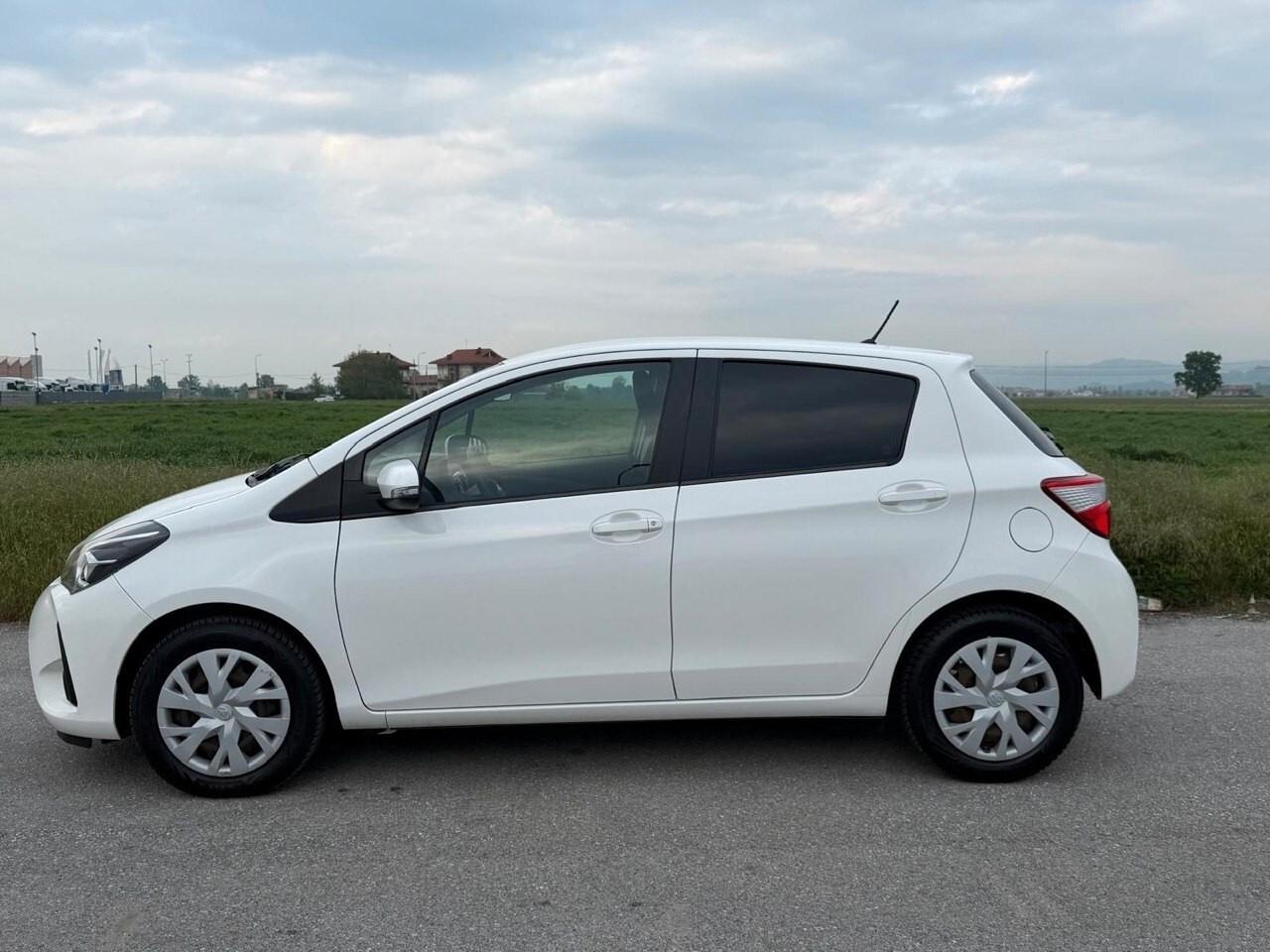 Toyota Yaris 1.0 5 porte Dynamic