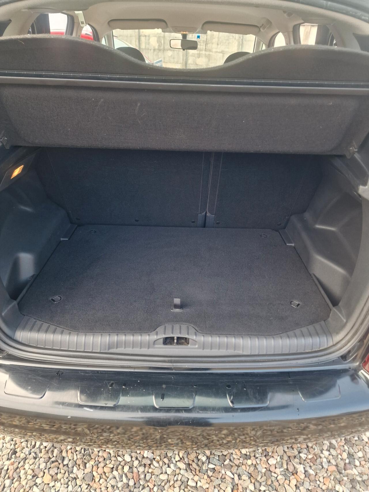 Citroen C3 Picasso 1.4 distr ok unicopr.