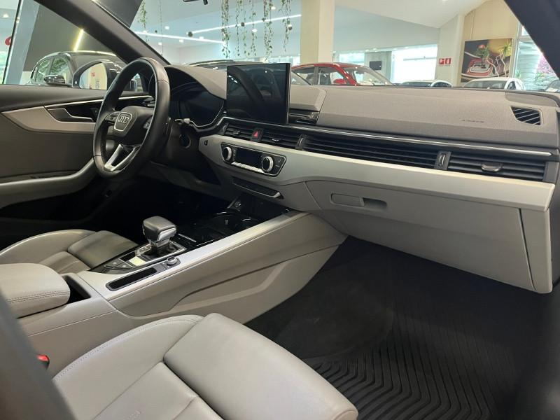 AUDI A4 35 TFSI S tronic Business Advanced