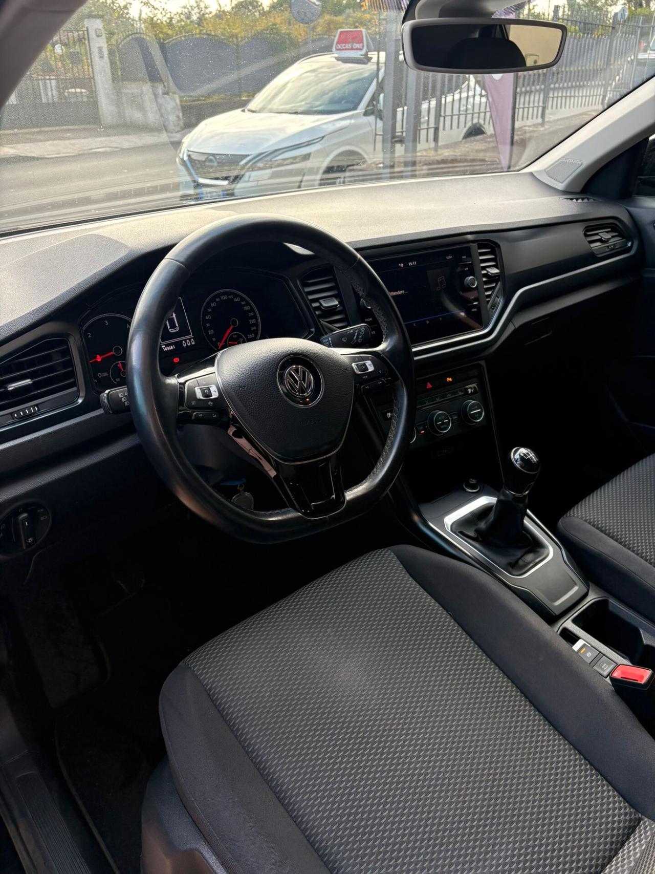 Volkswagen T-Roc 1.6 TDI SCR Business BlueMotion Technology