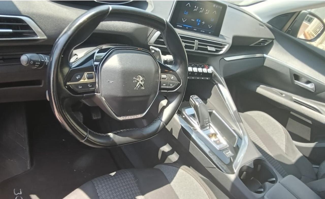 Peugeot 3008 BlueHDi 130 S&S Business
