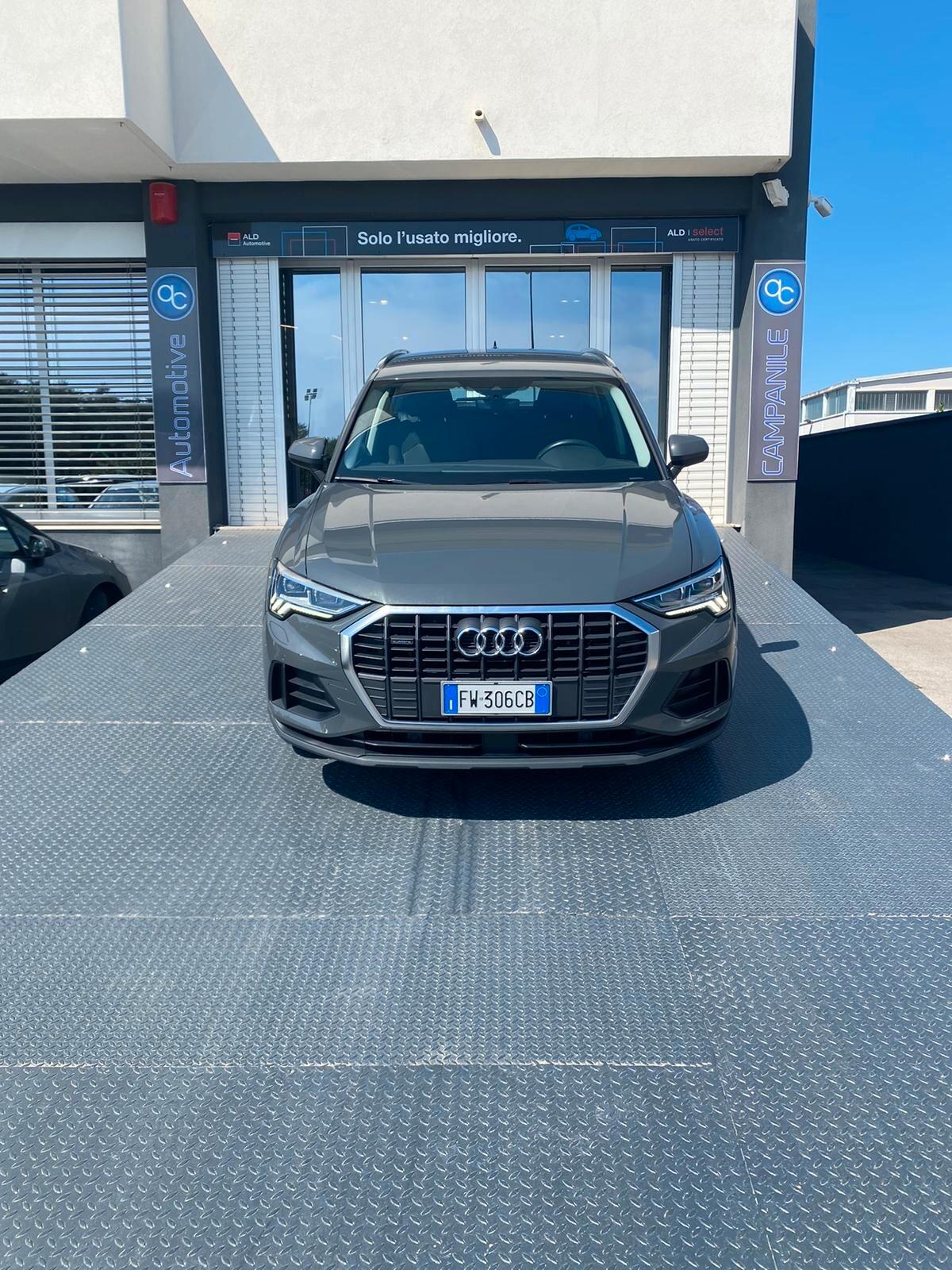 Audi Q3 40 TDI quattro S tronic Business