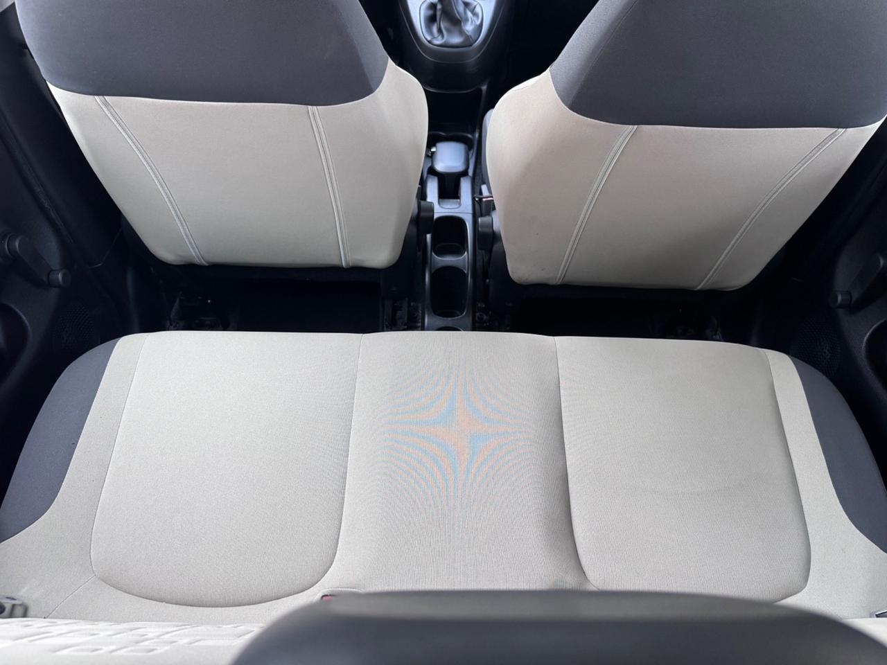 Fiat Panda 1.2 Lounge neopaten garanzia 12 mesi