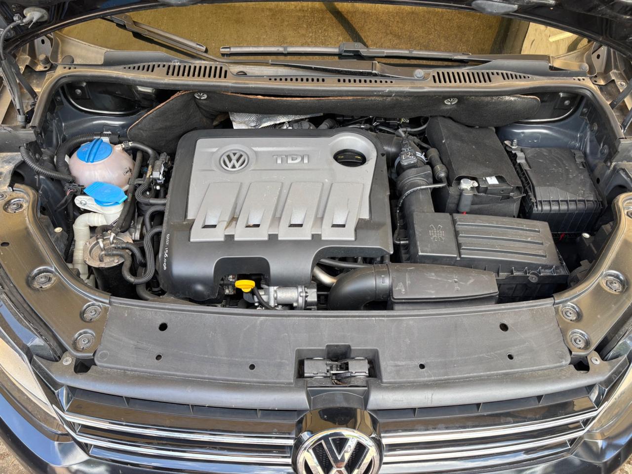 Volkswagen Touran 1.6 TDI DSG Comfortline - PERMUTE - FINANZIAMENTI