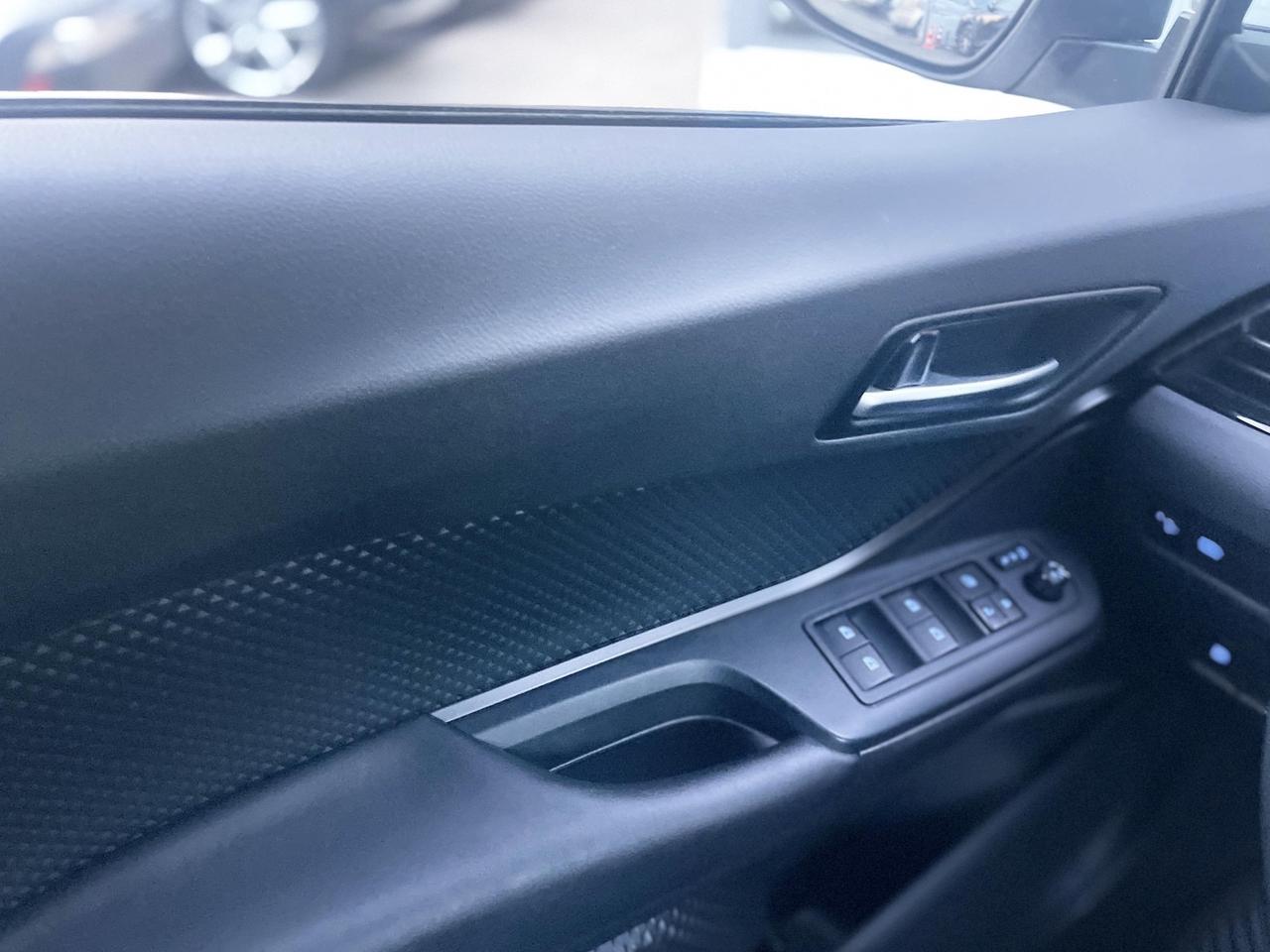 Toyota C-HR 1.8 Hybrid E-CVT 98CV E6 Neo - 2018