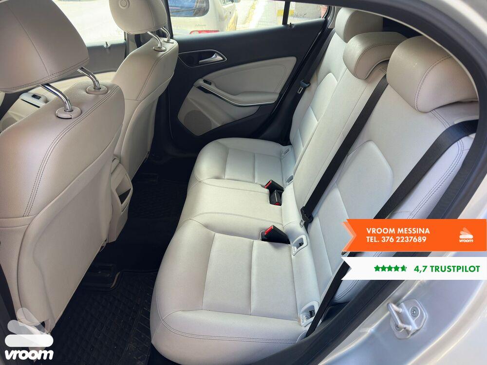 MERCEDES GLA (X156) GLA 200 CDI Automatic Sport