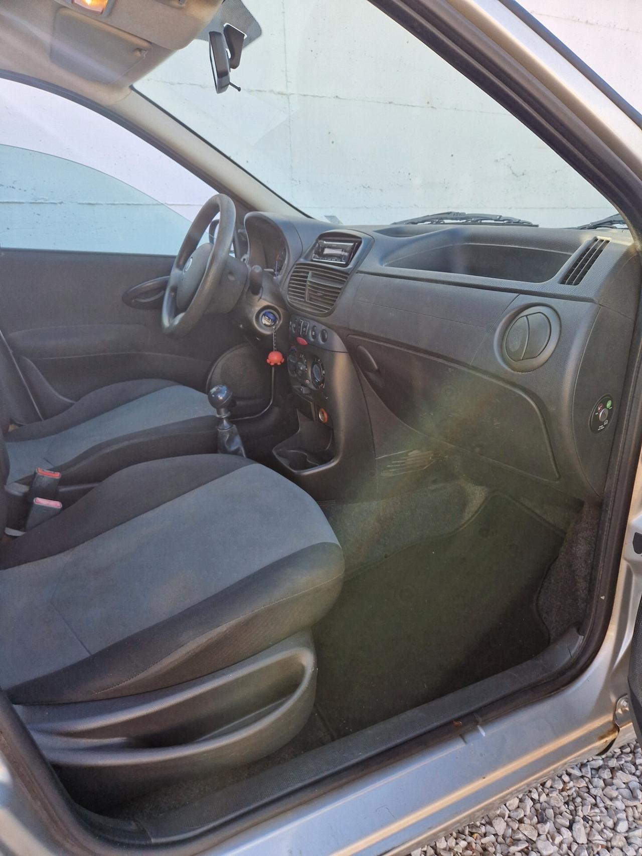 Fiat Punto 1.2 5 porte Active Natural Power