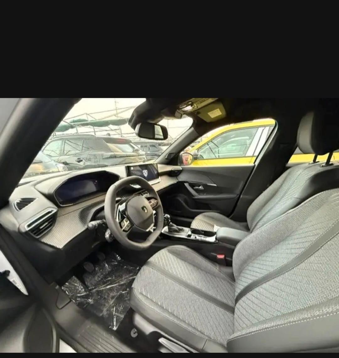 Peugeot 2008 PureTech 100 S&S Allure