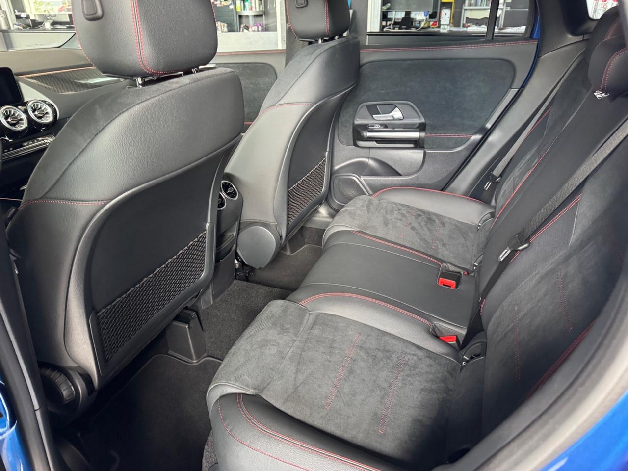 Mercedes-benz GLA 180 d Automatic AMG Line Premium Plus