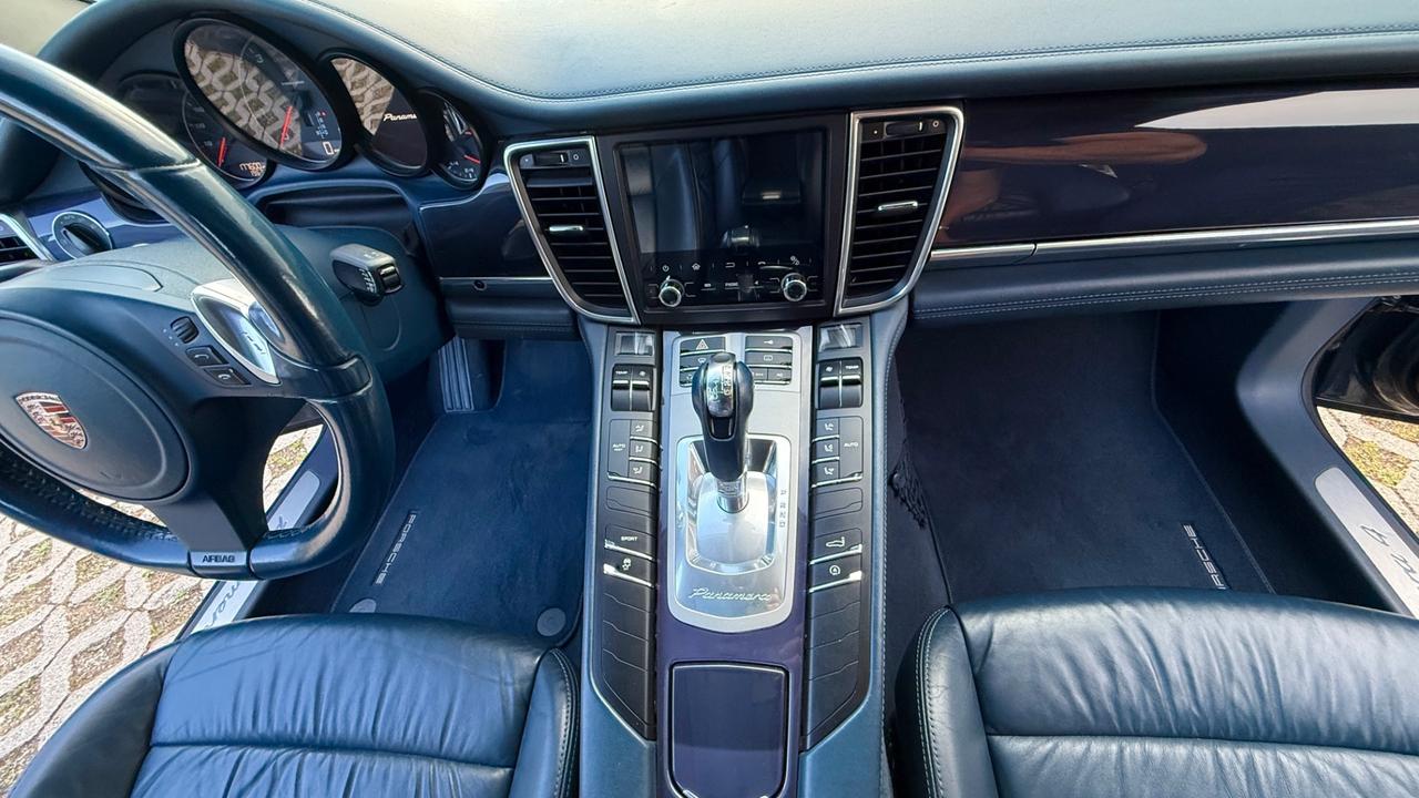 Porsche Panamera 3.6 i 300cv 4x4 Semi Nuova