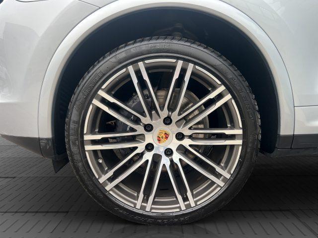 PORSCHE Cayenne Cayenne 3.0 Diesel Platinum Edition
