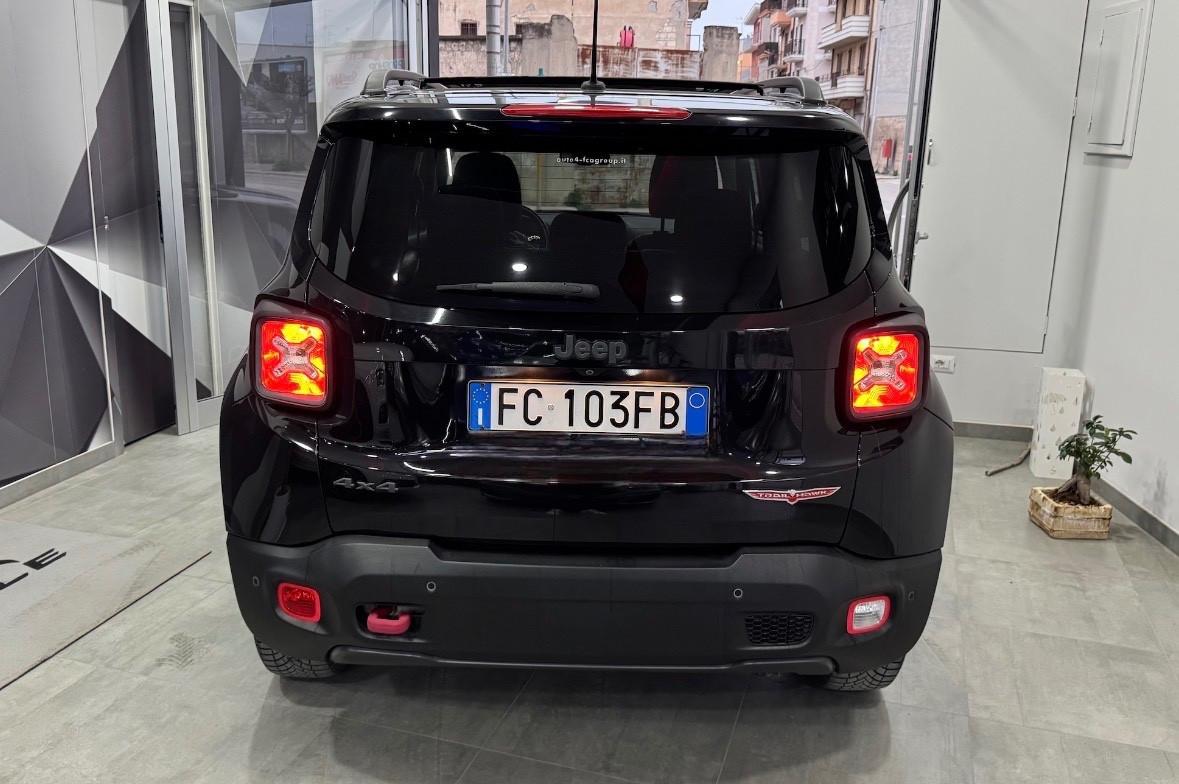 Jeep Renegade 2.0 Mjt 170CV 4WD Active Drive Low Trailhawk