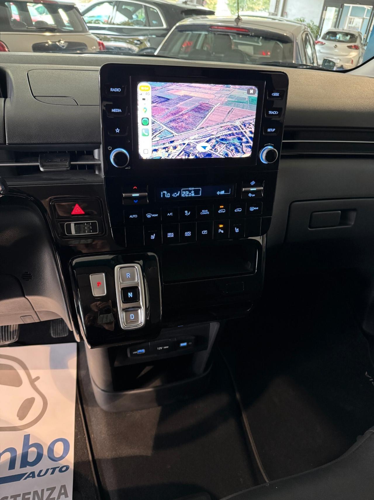 Hyundai STARIA 2.2 Wagon 2wd auto Led App conn 9p 18" (+Iva)