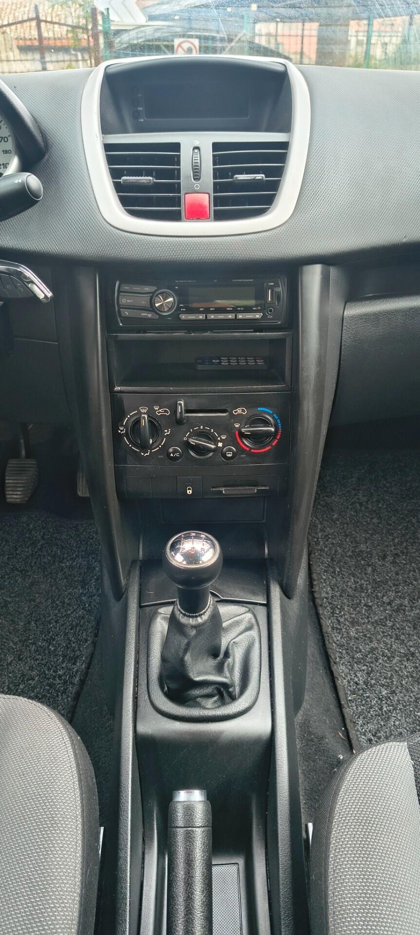 Peugeot 207 1.4 VTi 95CV 5p. X Line